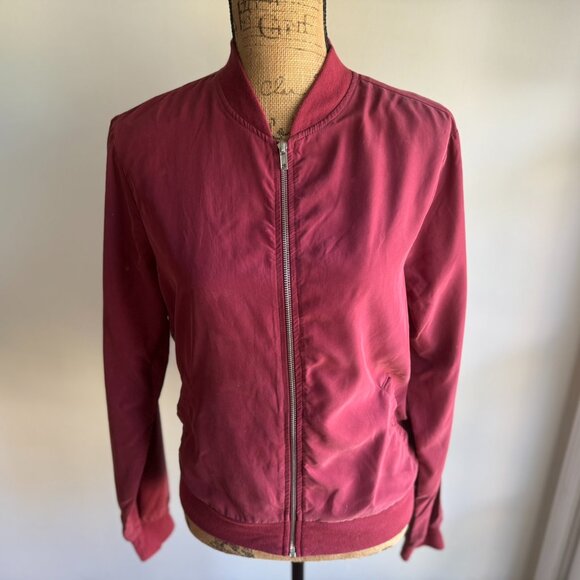 American Apparel • Amelia Red Sateen Crop Bomber Jacket • Size M - Picture 5 of 12